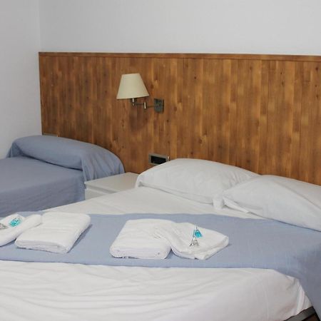 Hostal Amantes De 테루엘 객실 사진